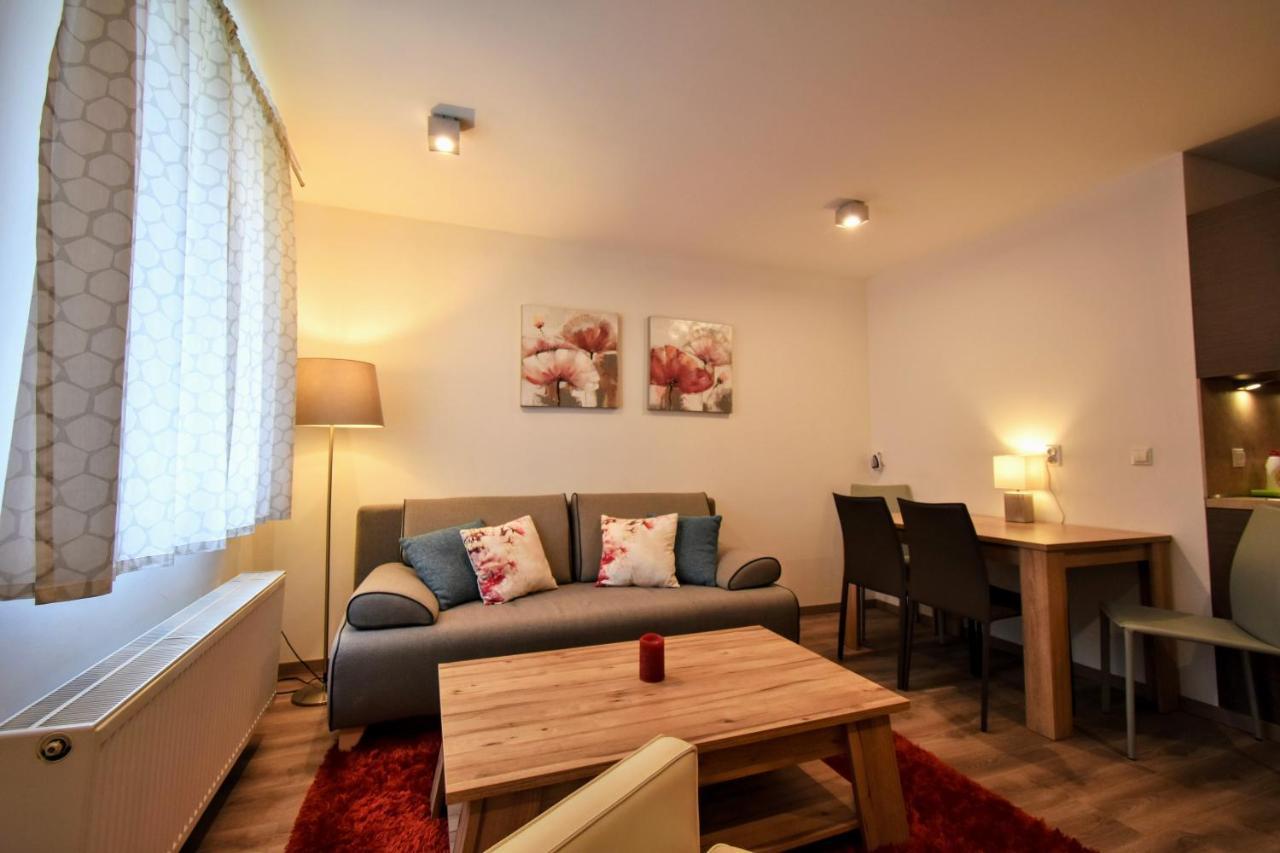 Apartment Dalibor II With Private Entrance And Private Garage Špindlerŭv Mlýn Eksteriør billede