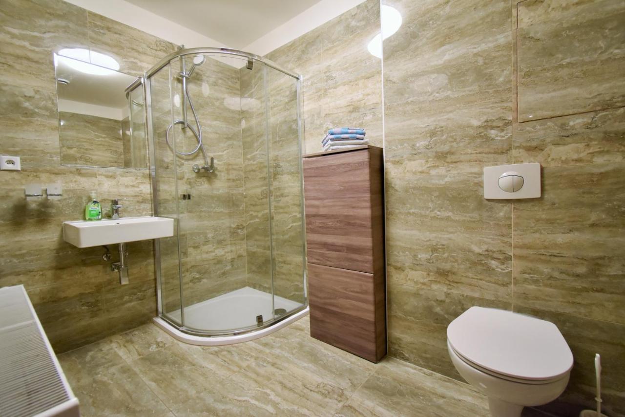 Apartment Dalibor II With Private Entrance And Private Garage Špindlerŭv Mlýn Eksteriør billede