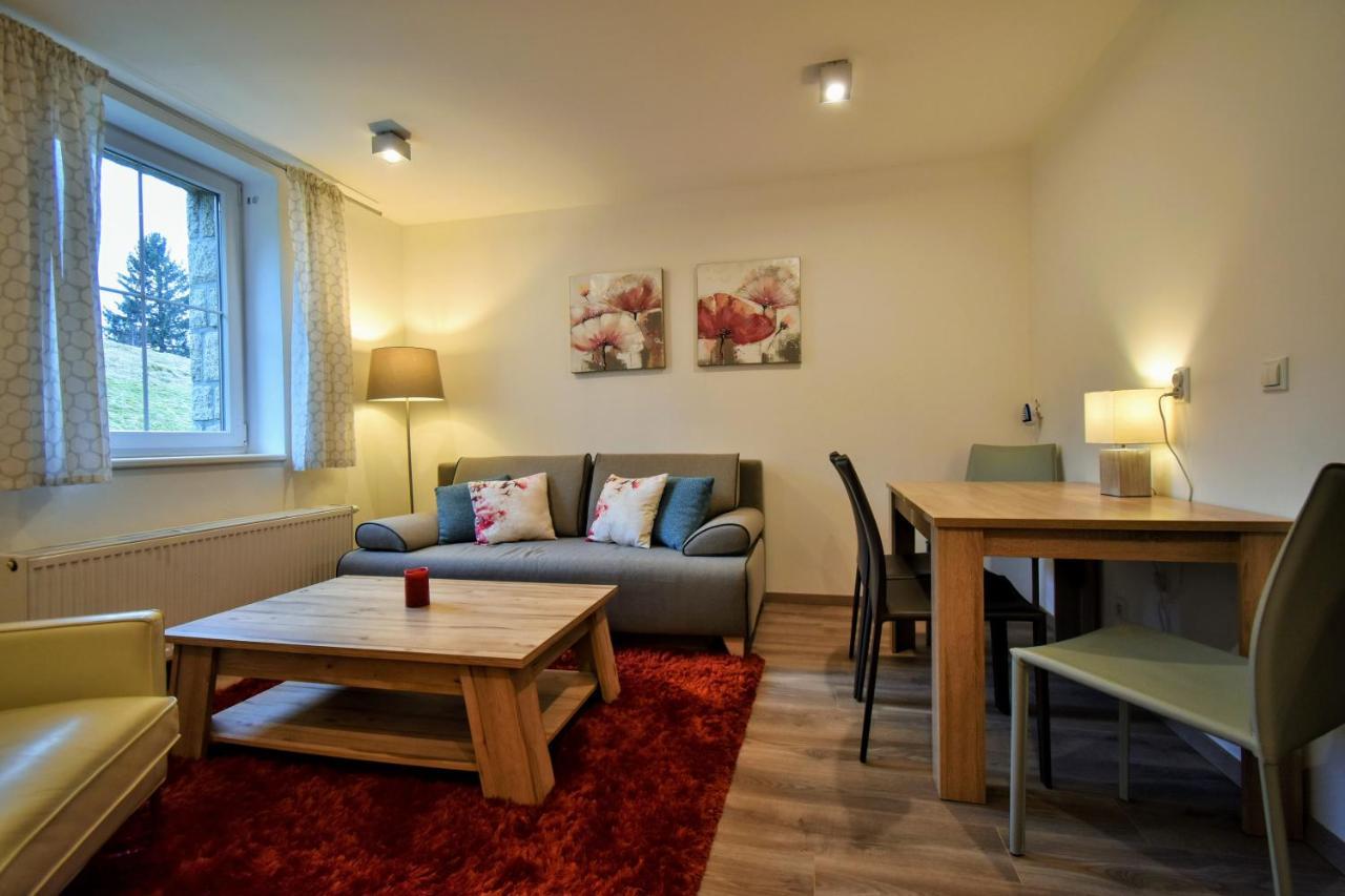 Apartment Dalibor II With Private Entrance And Private Garage Špindlerŭv Mlýn Eksteriør billede