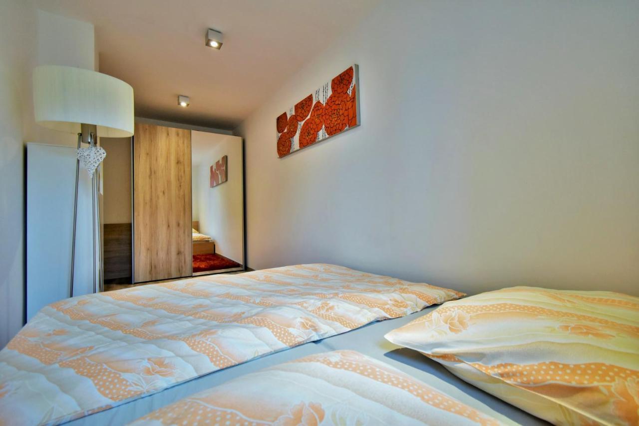 Apartment Dalibor II With Private Entrance And Private Garage Špindlerŭv Mlýn Eksteriør billede